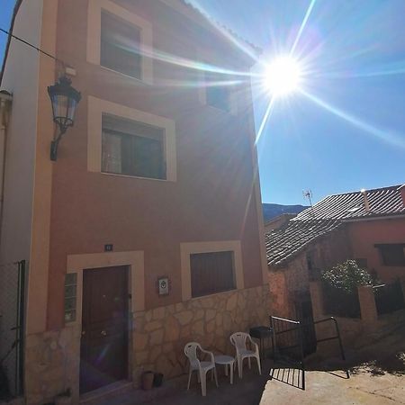 Maison d'hôtes El Castillejo De Camarena De La Sierra Extérieur photo